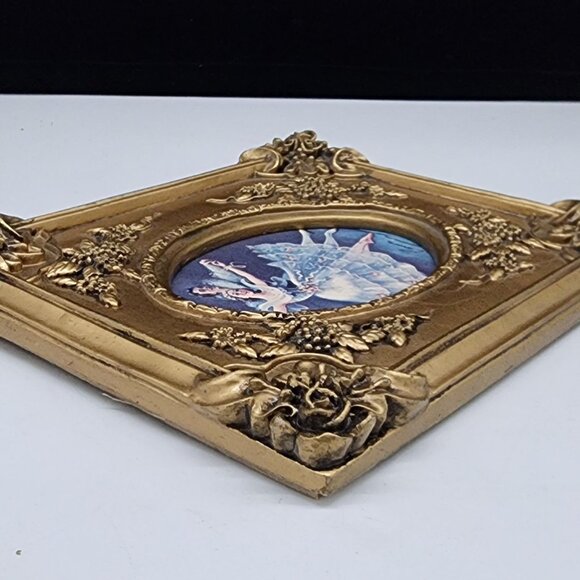 Vintage Heavy Chalkware Picture Frame Ornate Floral Design Oval Center 2-1/2x4 - Picture 7 of 10